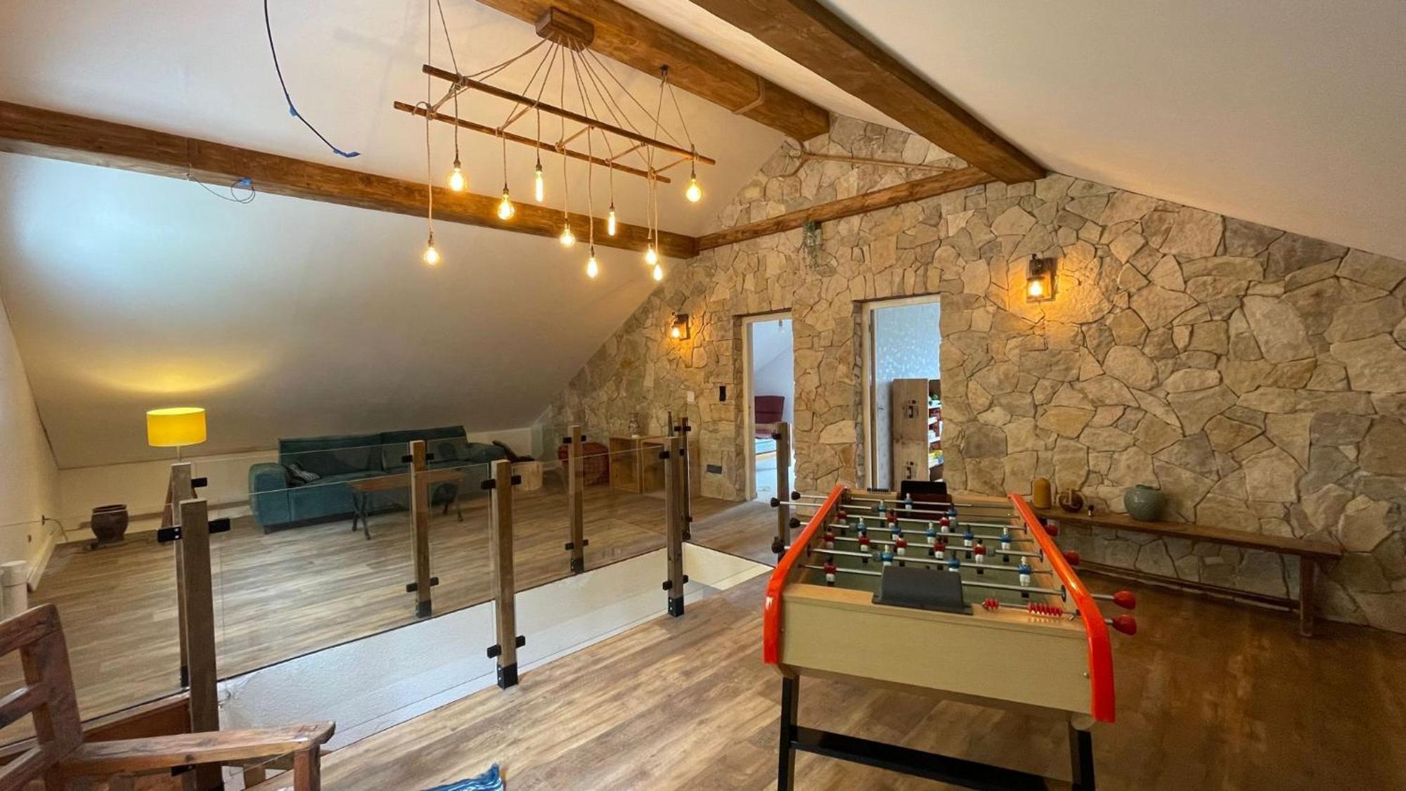 Gite Confort 15 Couchages, Vue Panoramique Montagne Hautes Alpes, Terrasses Embrun Exterior photo