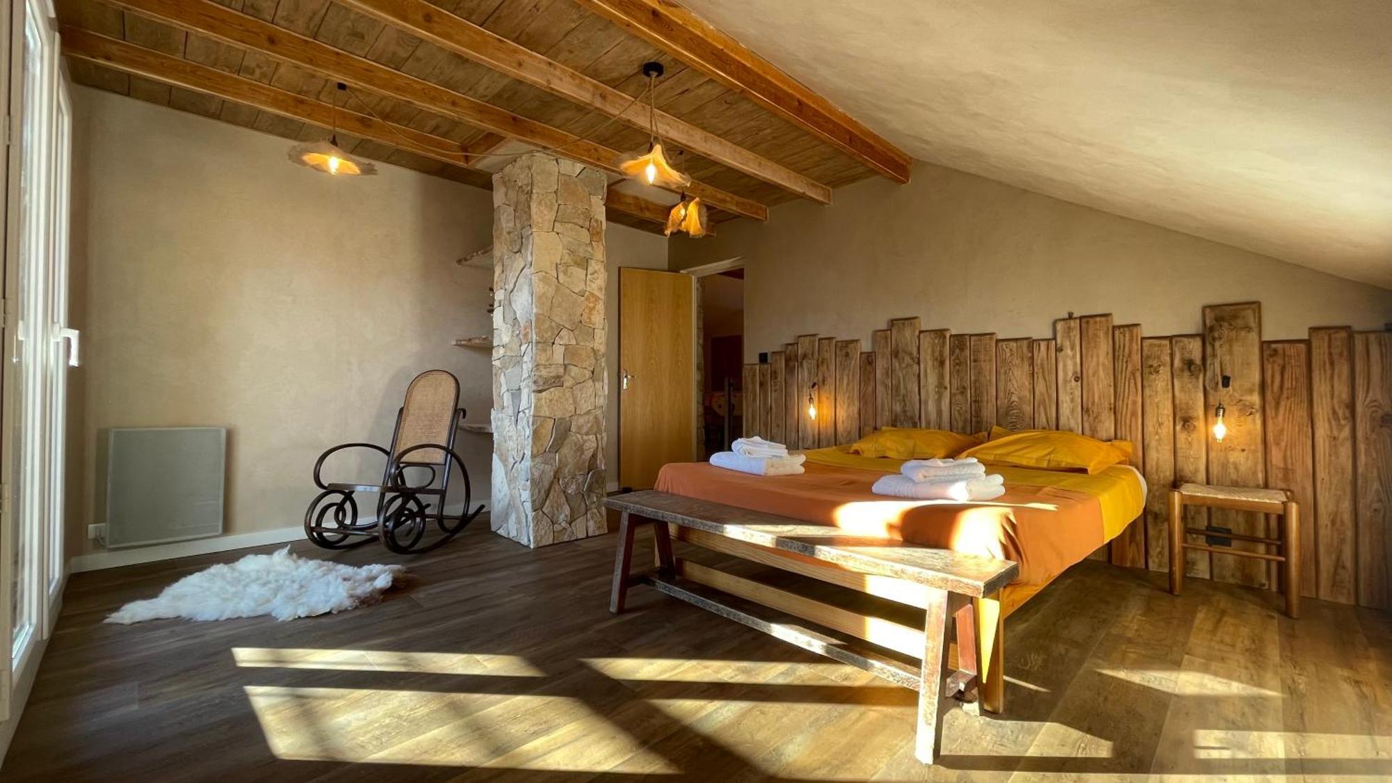 Gite Confort 15 Couchages, Vue Panoramique Montagne Hautes Alpes, Terrasses Embrun Exterior photo